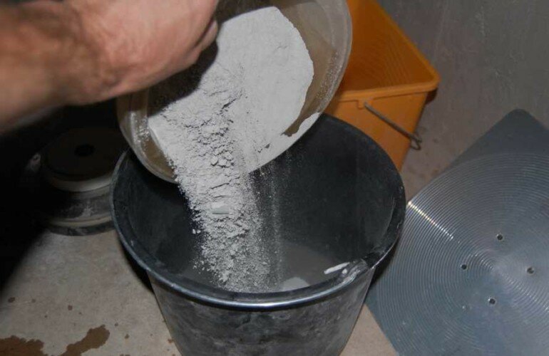 Что можно добавить в гипс, чтобы быстро не застывал